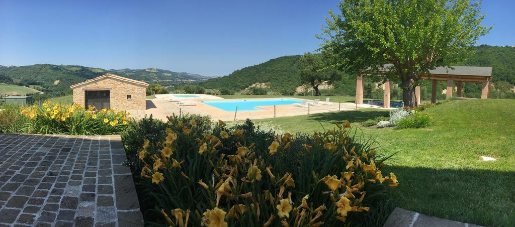 Amico Country House Serra San Quirico ภายนอก รูปภาพ