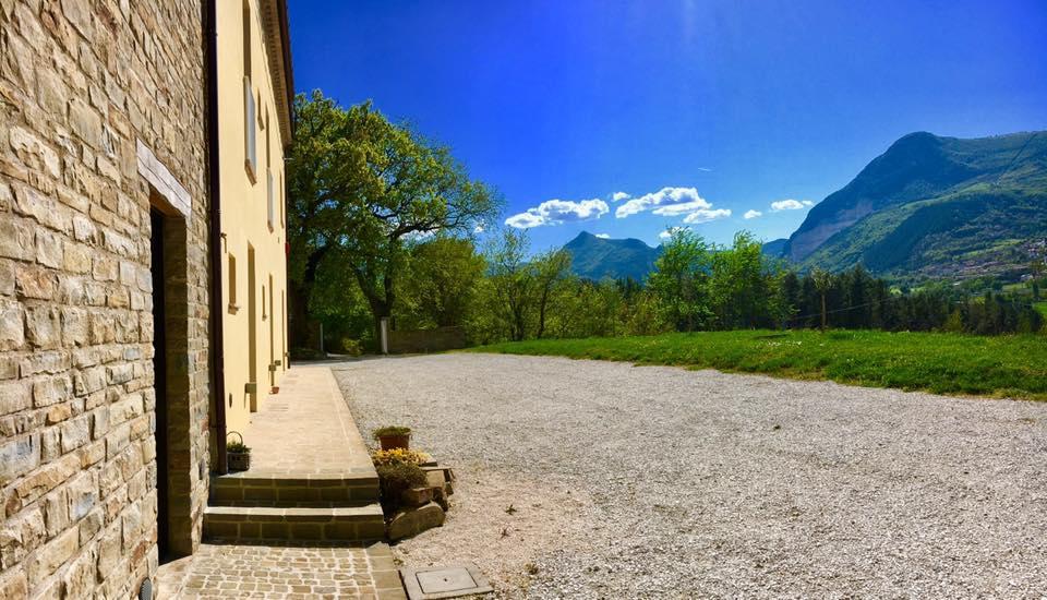 Amico Country House Serra San Quirico ภายนอก รูปภาพ
